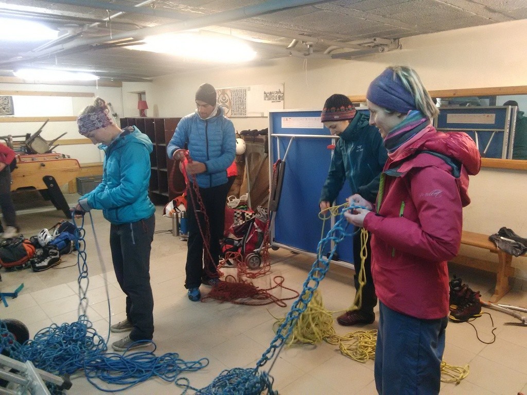 Atelier séchage de cordes pour finir la journée