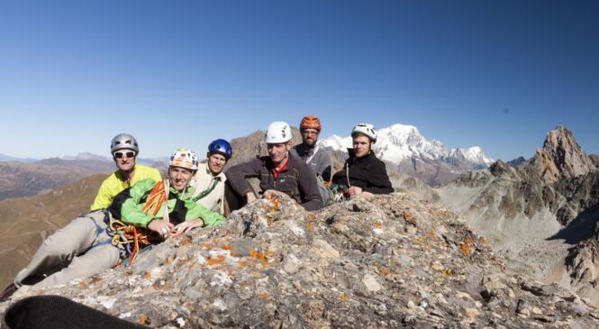 Sortie "rock" : Grimpons sur la Pierra Menta! (parce qu'on aime marcher, mais pas que!!) image article