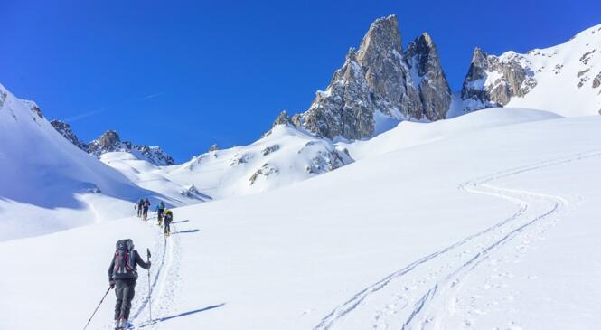 Parité et poudreuse au col de la Valette et col François image article