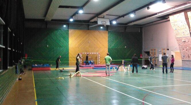 Créneau slackline en salle image article