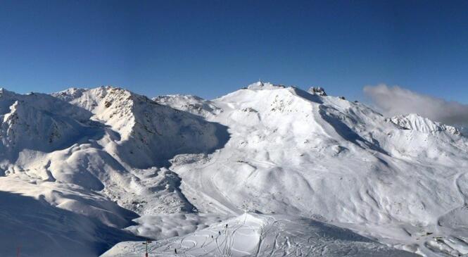 Soleil et poudreuse à Courchevel pour l'école d'aventure ! image article