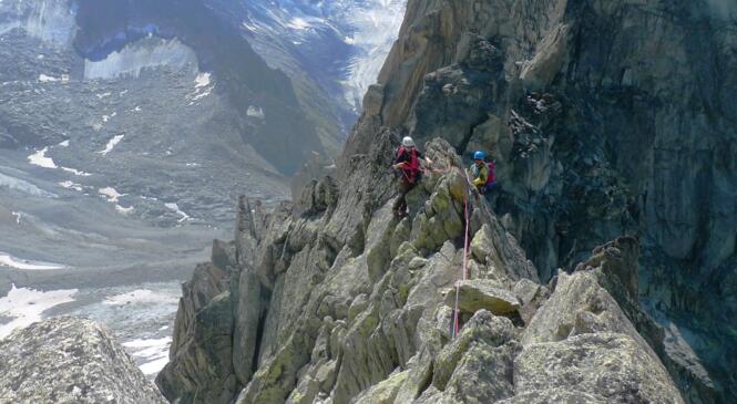 Stage initiation alpinisme rocher TA : il reste de la place ! image article