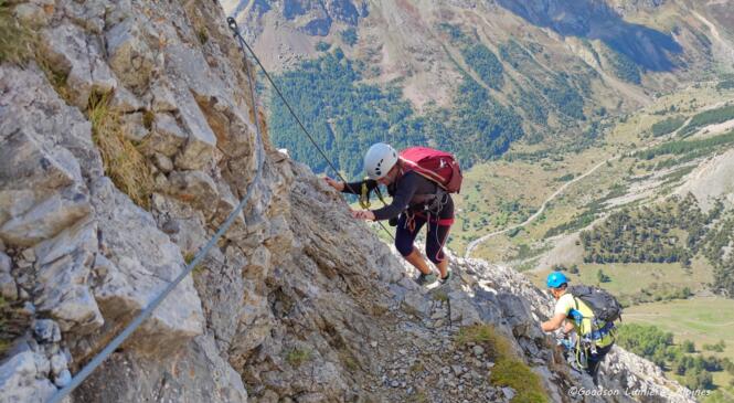 Via Ferrata à l'Aiguillette du Lauzet image article