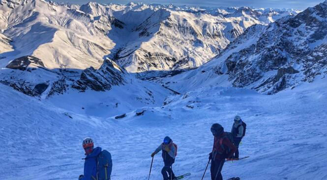 Perfectionnement technique ski hors-piste avec guide image article